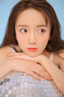 不戴套的瑜伽教练在线观看